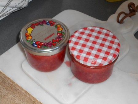 Aardbeienconfituur met basilicum